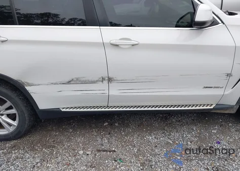 2014 BMW X5 xDrive35D from USA, damaged, VIN 5UXKS4C57E0J97417